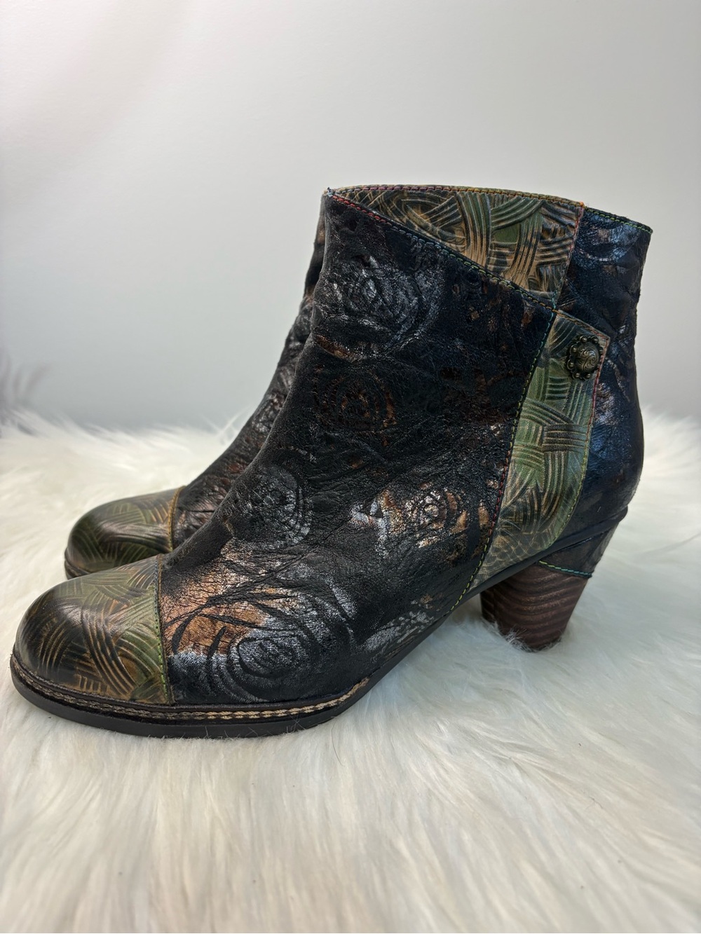 Women's Black Leather Ankle Booties with Olive-Patterned Toe - Picture 8 of 11